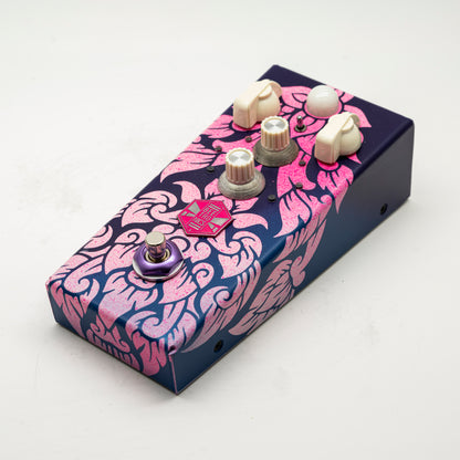 Abelha Tropical Fuzz • Custom Shop <p> AB0092