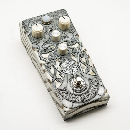 Abelha Tropical Fuzz • Custom Shop • AB0824