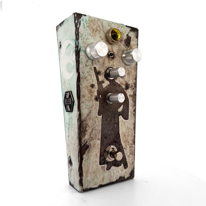 Abelha Tropical Fuzz • Custom Shop • AB0836 - LEIA