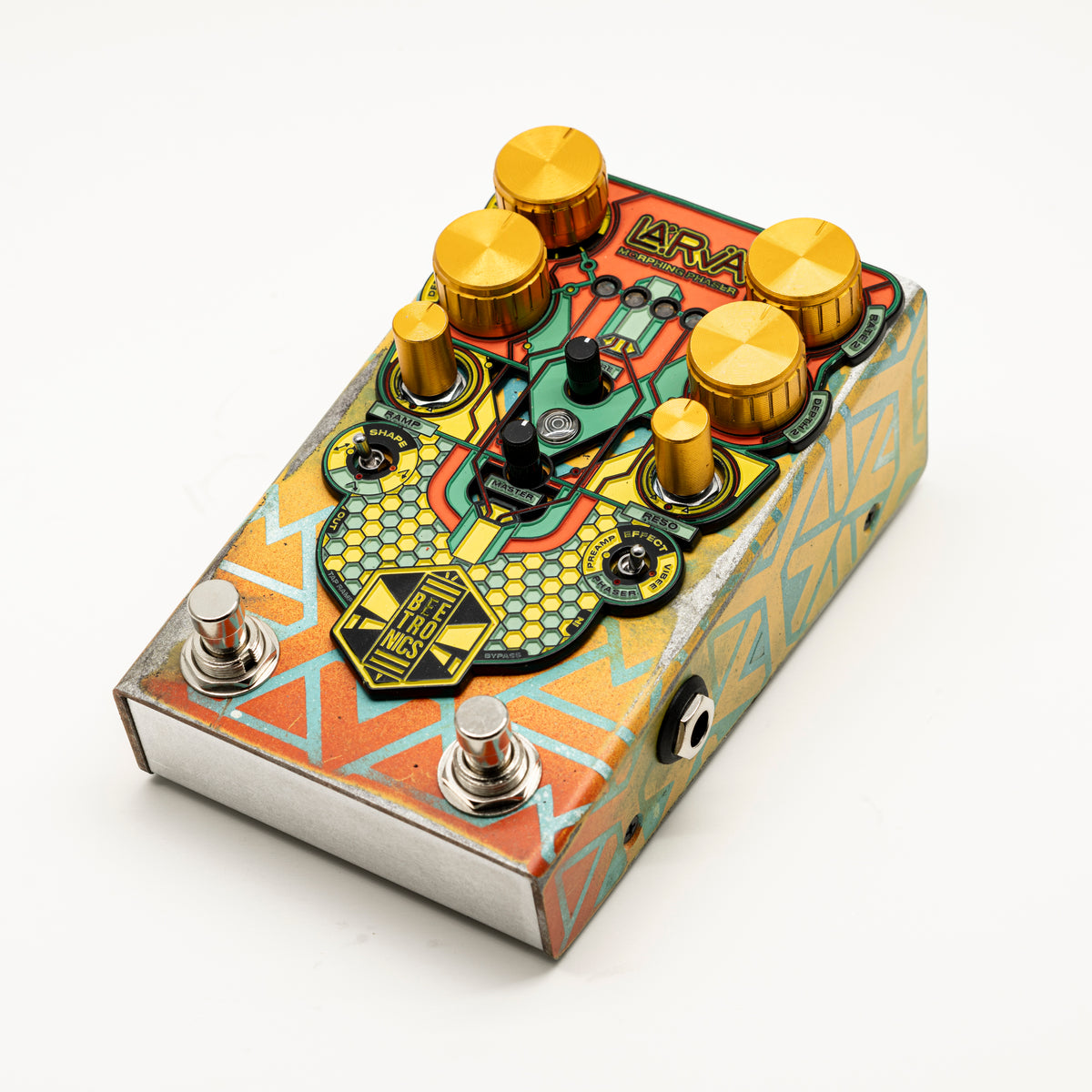 LARVA Morphing Phaser • Custom Shop • 0004