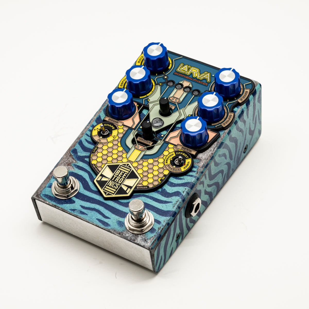 LARVA Morphing Phaser • Custom Shop • 0016