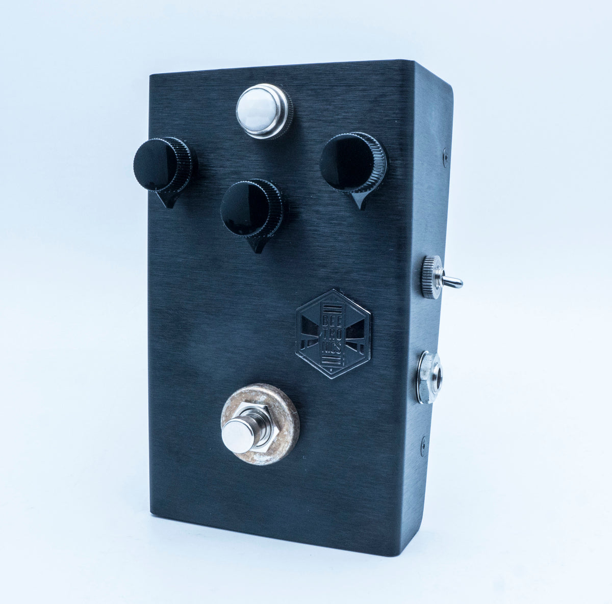 Octahive -  <p>Black Limited Edition