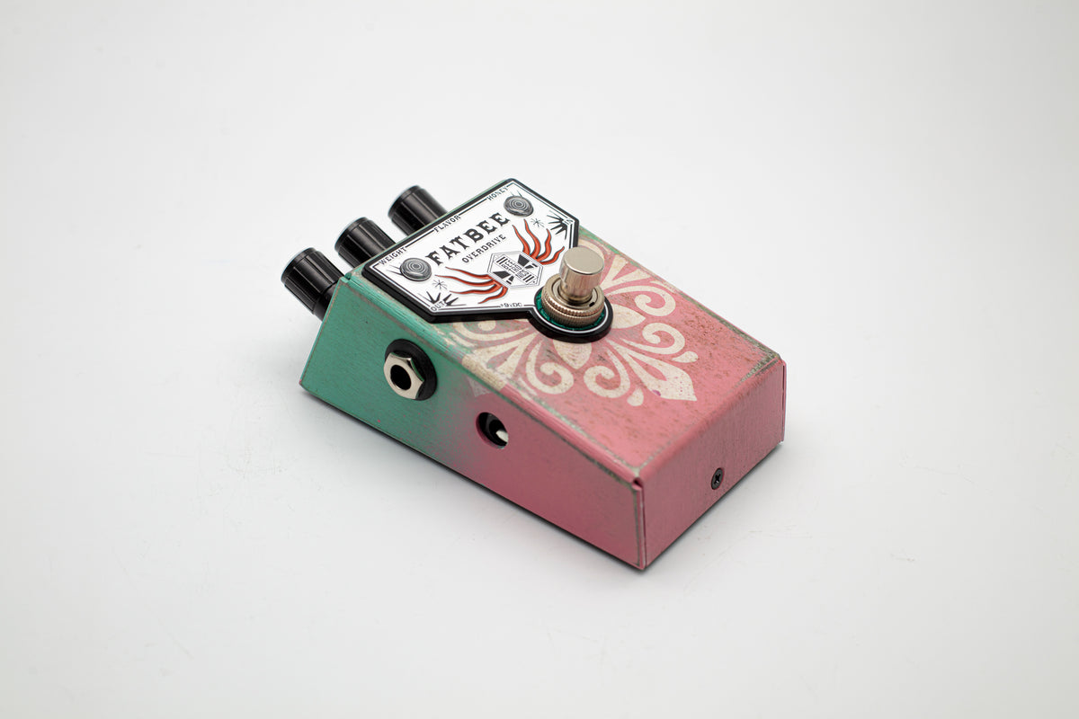 FATBEE Overdrive "Gradiente Branco" <p> Custom Series