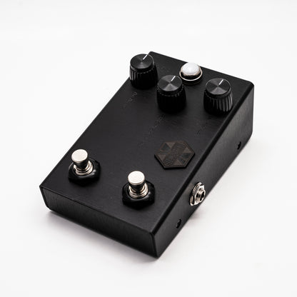 Octahive Dual FS <p> The Blackbee Edition