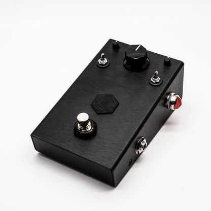 Overhive Mid-Gain Overdrive <p> The Blackbee Edition